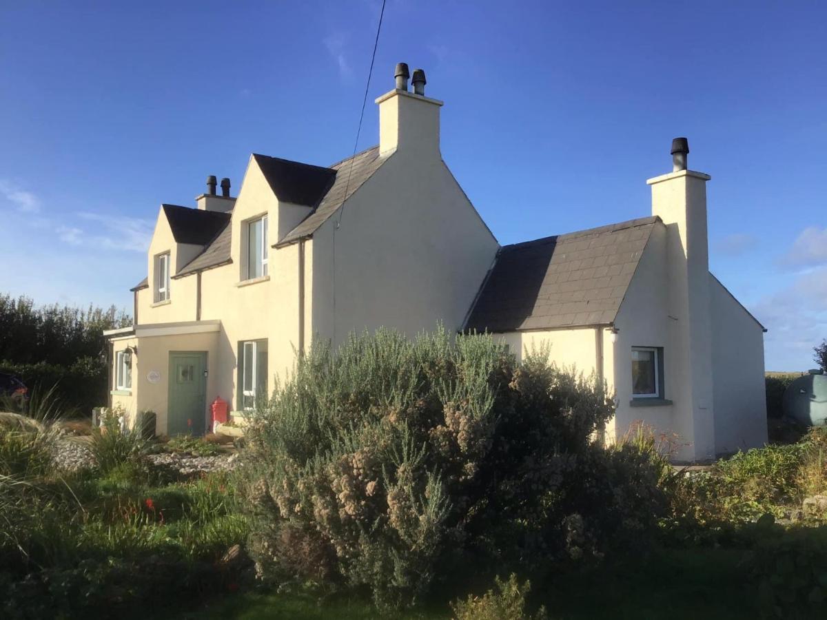 Brenarth Taigh Apartment Barvas Bagian luar foto